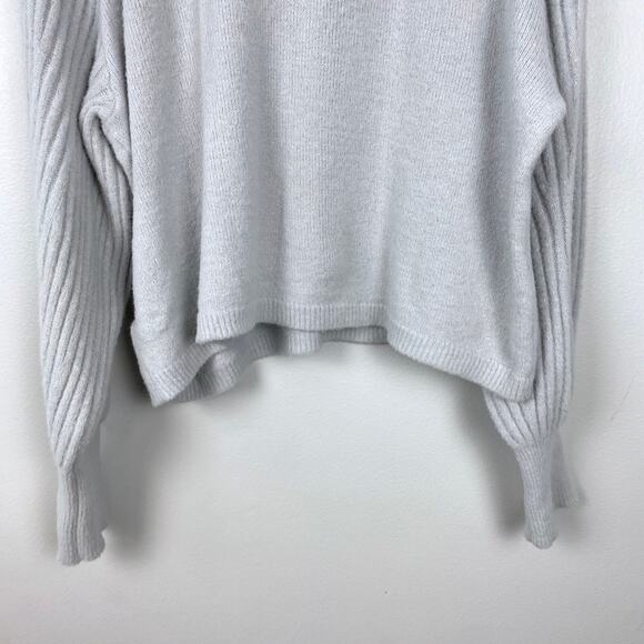 Express Gray Fuzzy Turtleneck Sweater Balloon‎ Sleeve Pullover Cowl Size Large - Picture 7 of 9